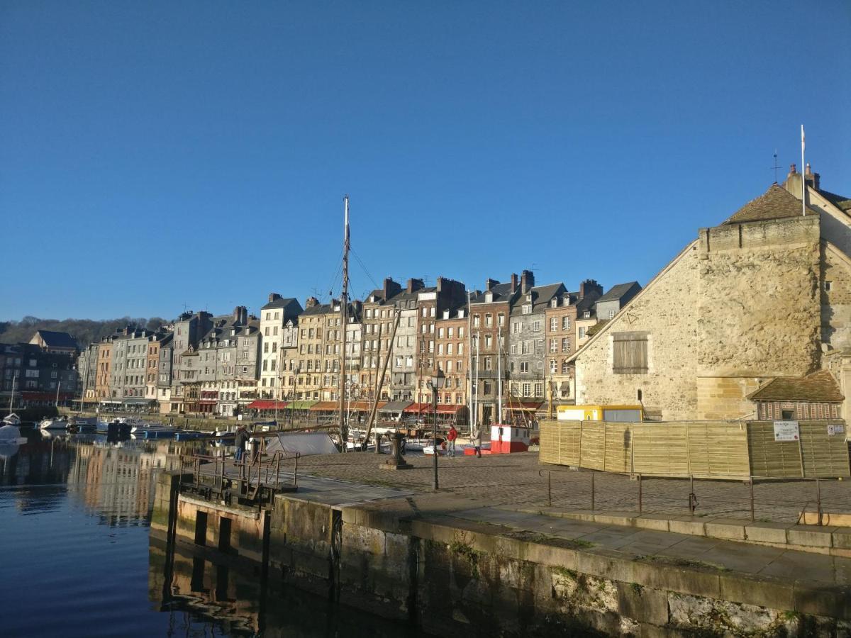 Studio Centre Historique Honfleur Eksteriør billede