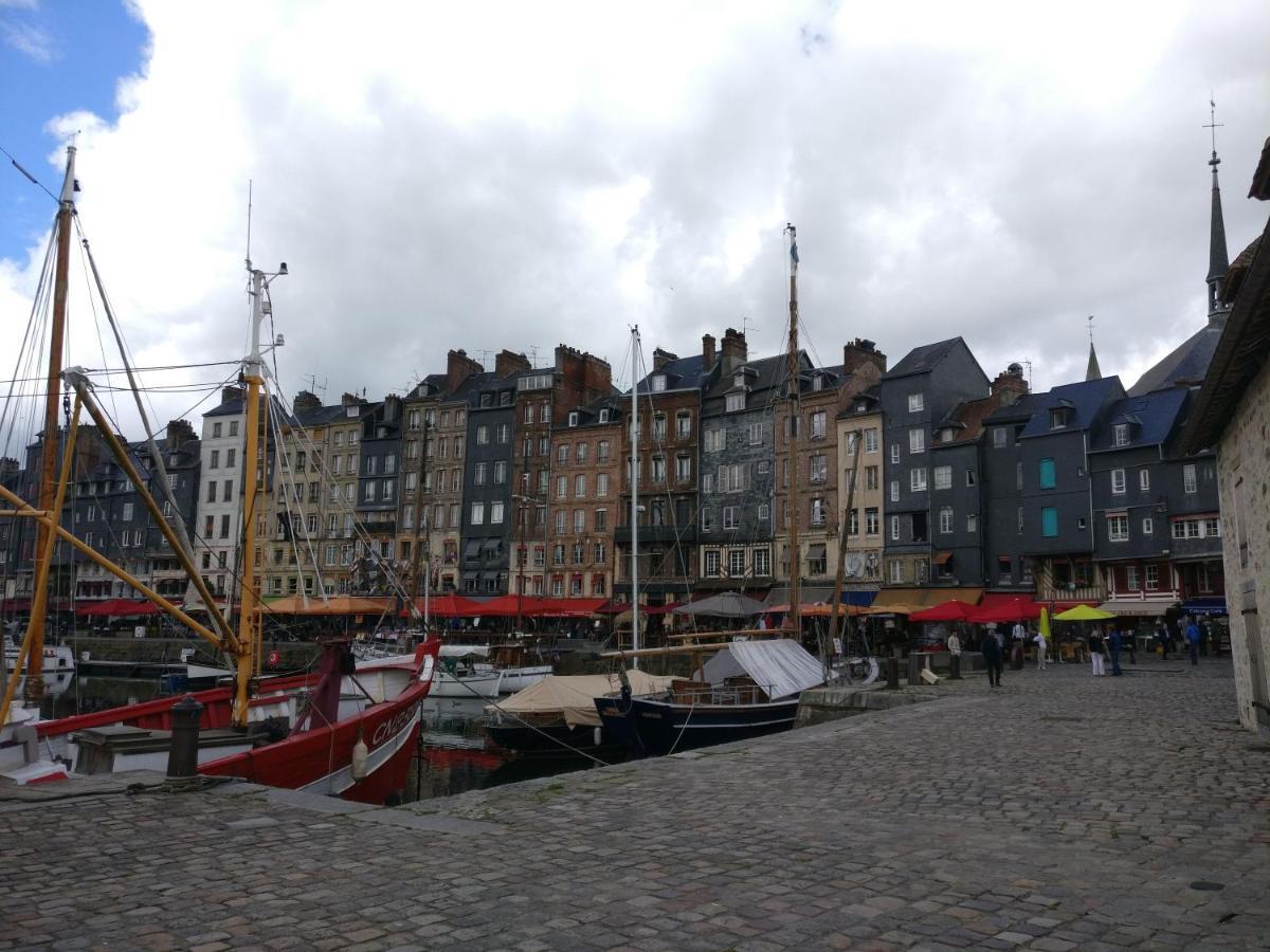 Studio Centre Historique Honfleur Eksteriør billede